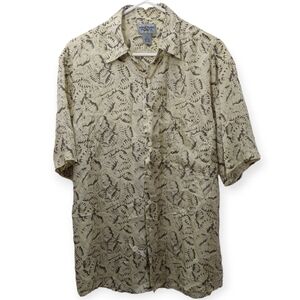 Windham Pointe Men's Size Medium Silk Button Up Leaf Print Shirt Hawaiian